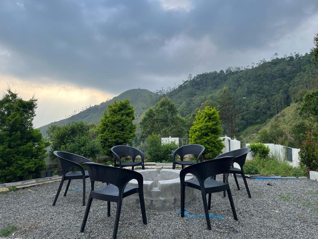 Munnar Alkaline Villa Extérieur photo